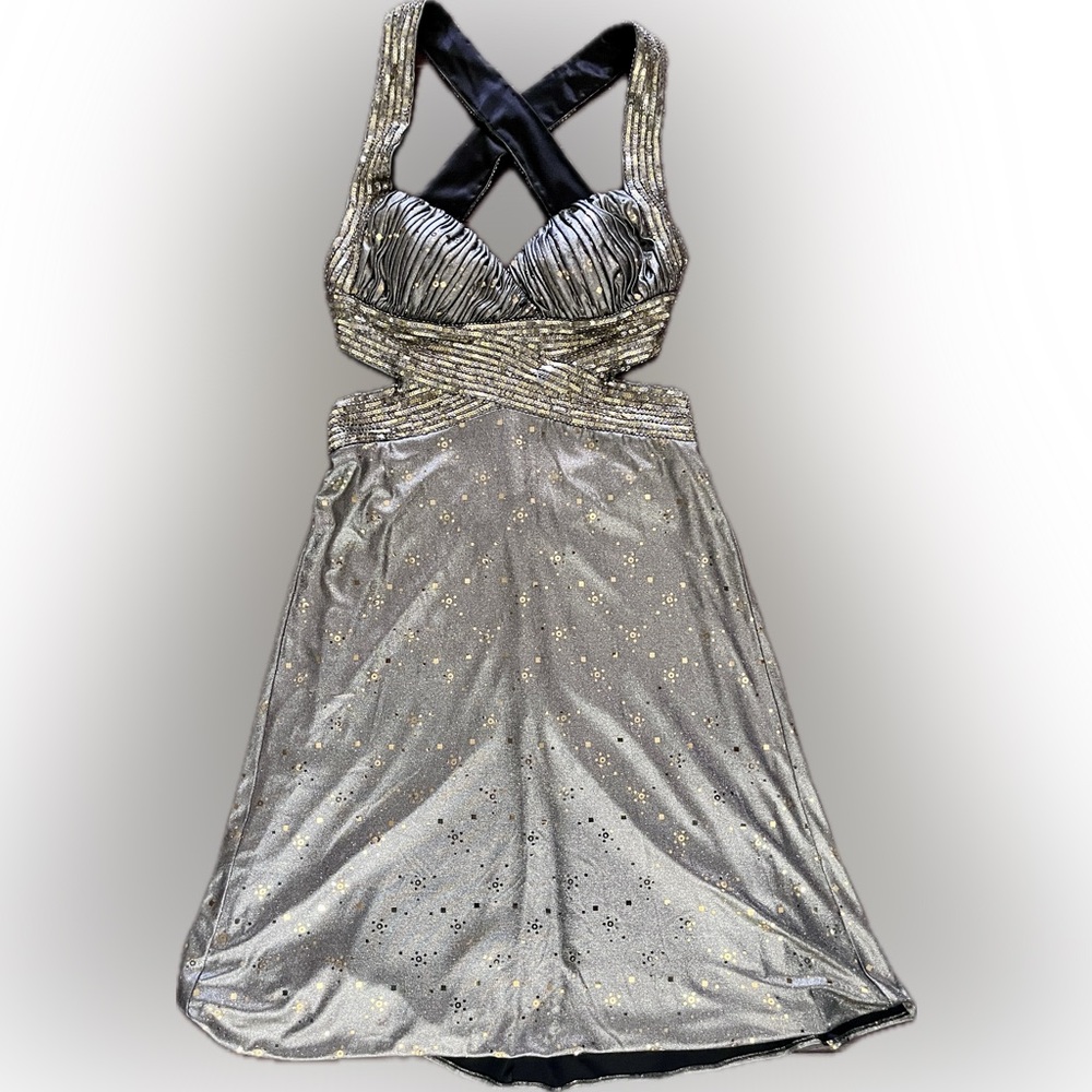 Dave And Johnny Silver/Gold/Black Sequin Crisscross Halter Prom/Cocktail Dress